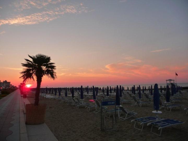 Hotel Gambrinus Lido di Jesolo Exterior photo